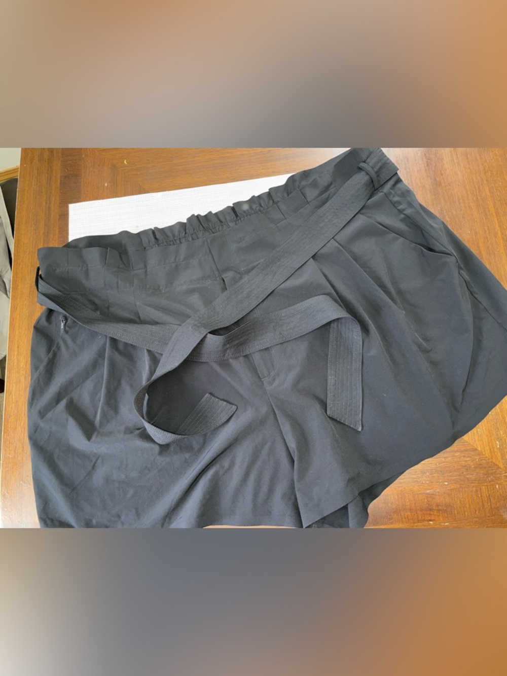 Athleta Skyline Short II Womens Size 26 Black Travel Lightweight Zip Pocket”